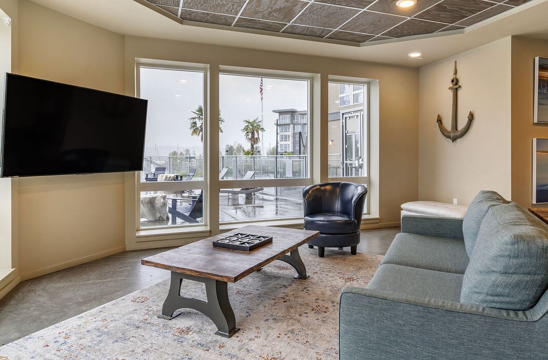 Building Photo - 11505 NE Yacht Harbor Dr