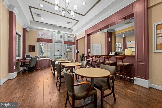 Building Photo - 556 Rhapsody Ct