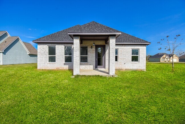 Building Photo - 209 Silverleaf Rd