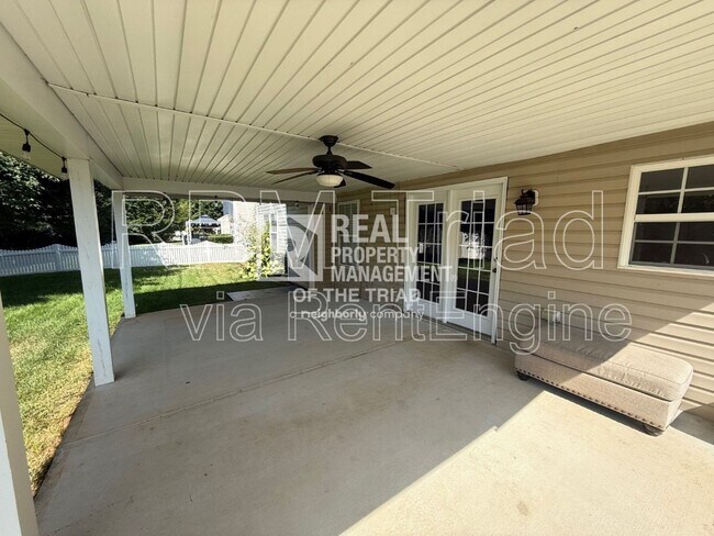 Building Photo - 1538 Castle Way