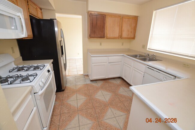 Building Photo - 3409 N Trilogy Dr