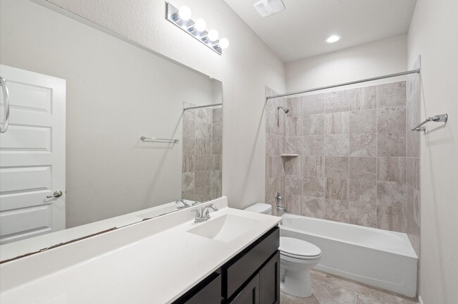 Building Photo - 410 Richfish Run Drive