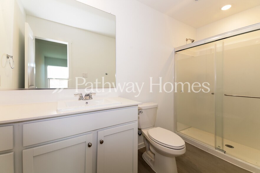 Building Photo - 1535 Lanner Mdws Ln