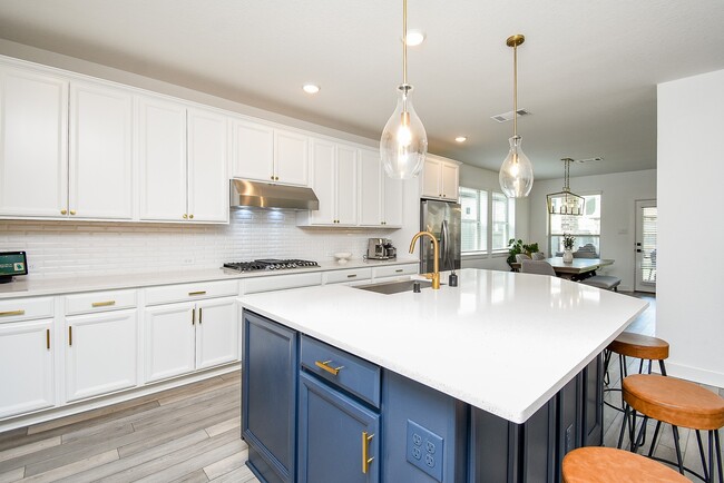 Building Photo - 23714 Sweeny Vly Dr