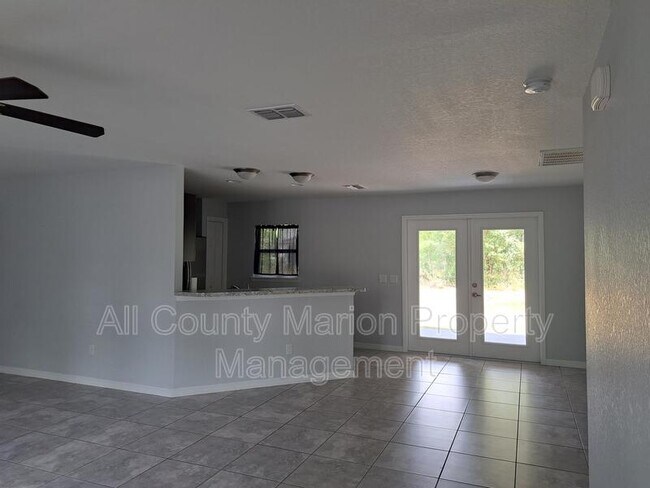 Building Photo - 7121 SE 124th Ln