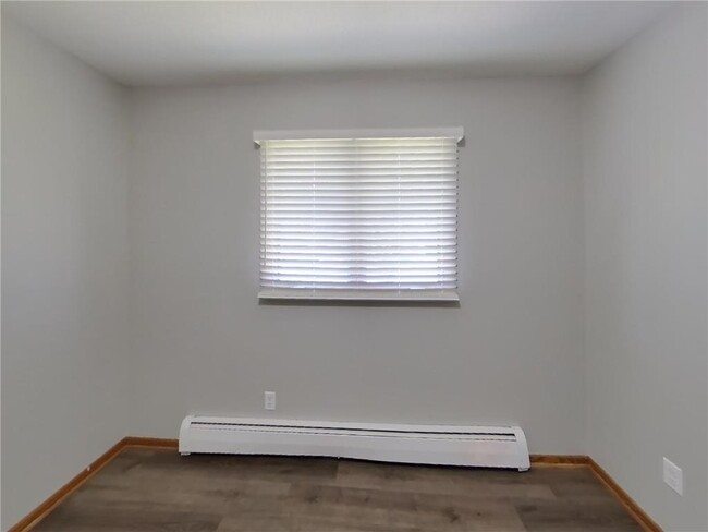 Building Photo - 14020 Raven St NW