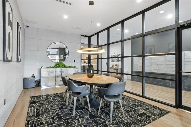 Building Photo - 260 18th St NW