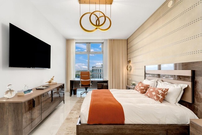 Building Photo - 17301 Biscayne Blvd