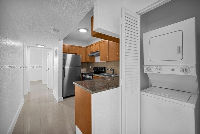 Building Photo - 666 Kathy Ct