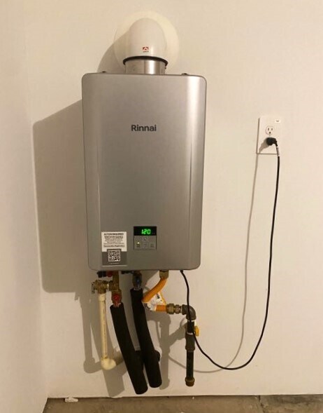 Building Photo - 1623 Fleetwood Crossing Dr