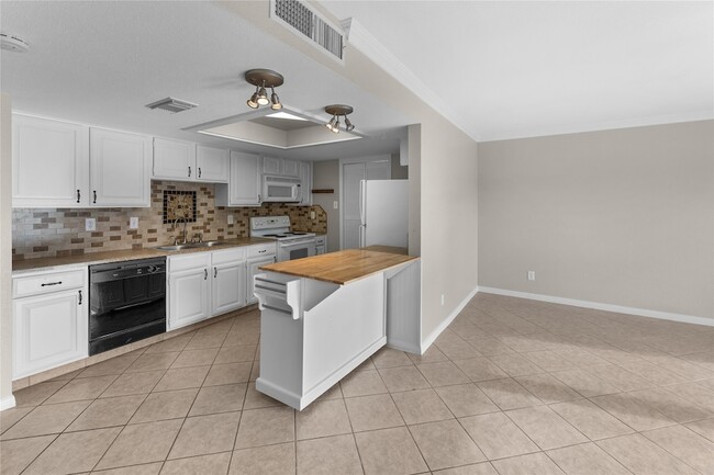 Building Photo - 3663 E NASA Pkwy