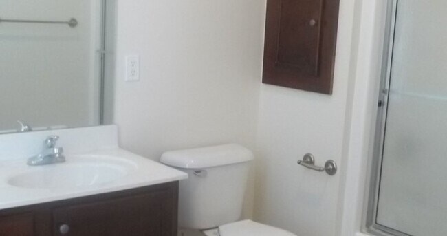 Building Photo - 4 bed, 3.5 bath townhouse with 2-car garage Dublin Village ready July 2025!