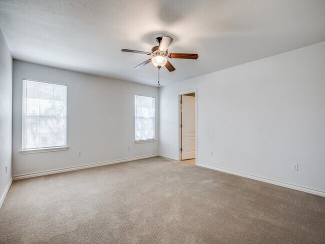 Building Photo - 6102 Still Meadow