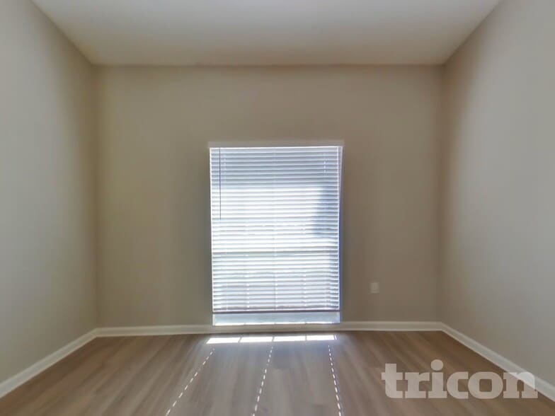 Building Photo - 4903 Cedar Oak Way