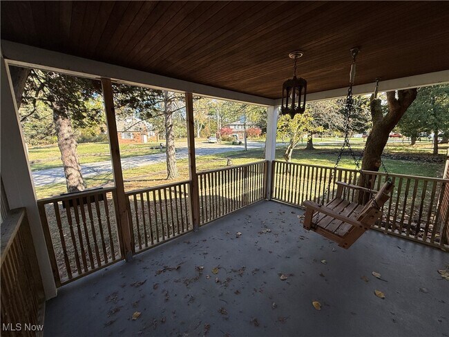 Building Photo - 30871 Lorain Rd