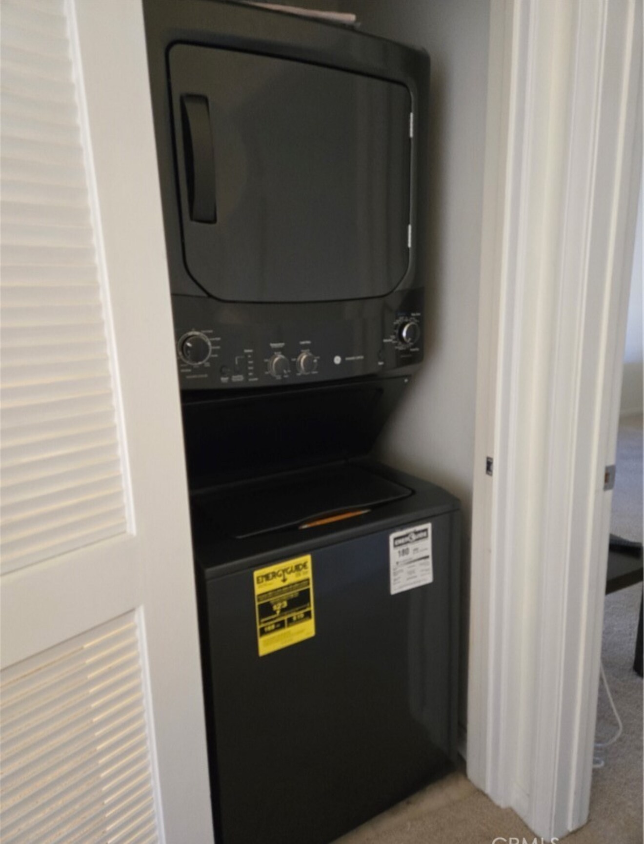 In Unit Dryer and Washer - 9610 Zelzah Ave