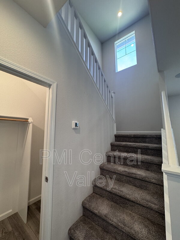 Building Photo - 349 Terra Mia Ave