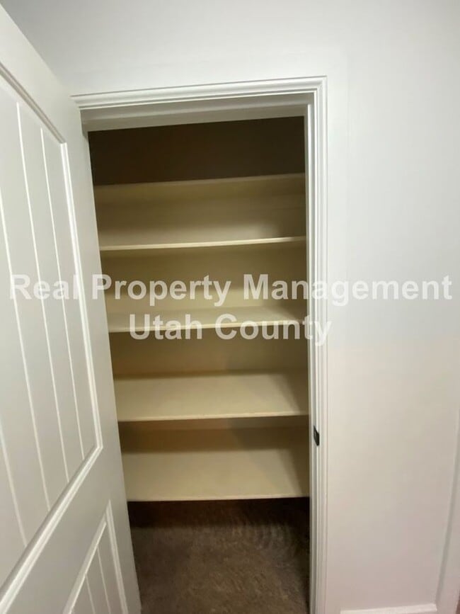 Building Photo - 1769 S 700 W