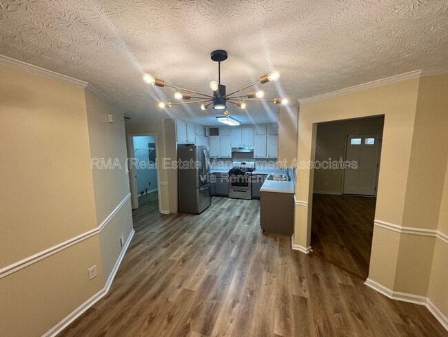 Building Photo - 129 Wagon Wheel Cir