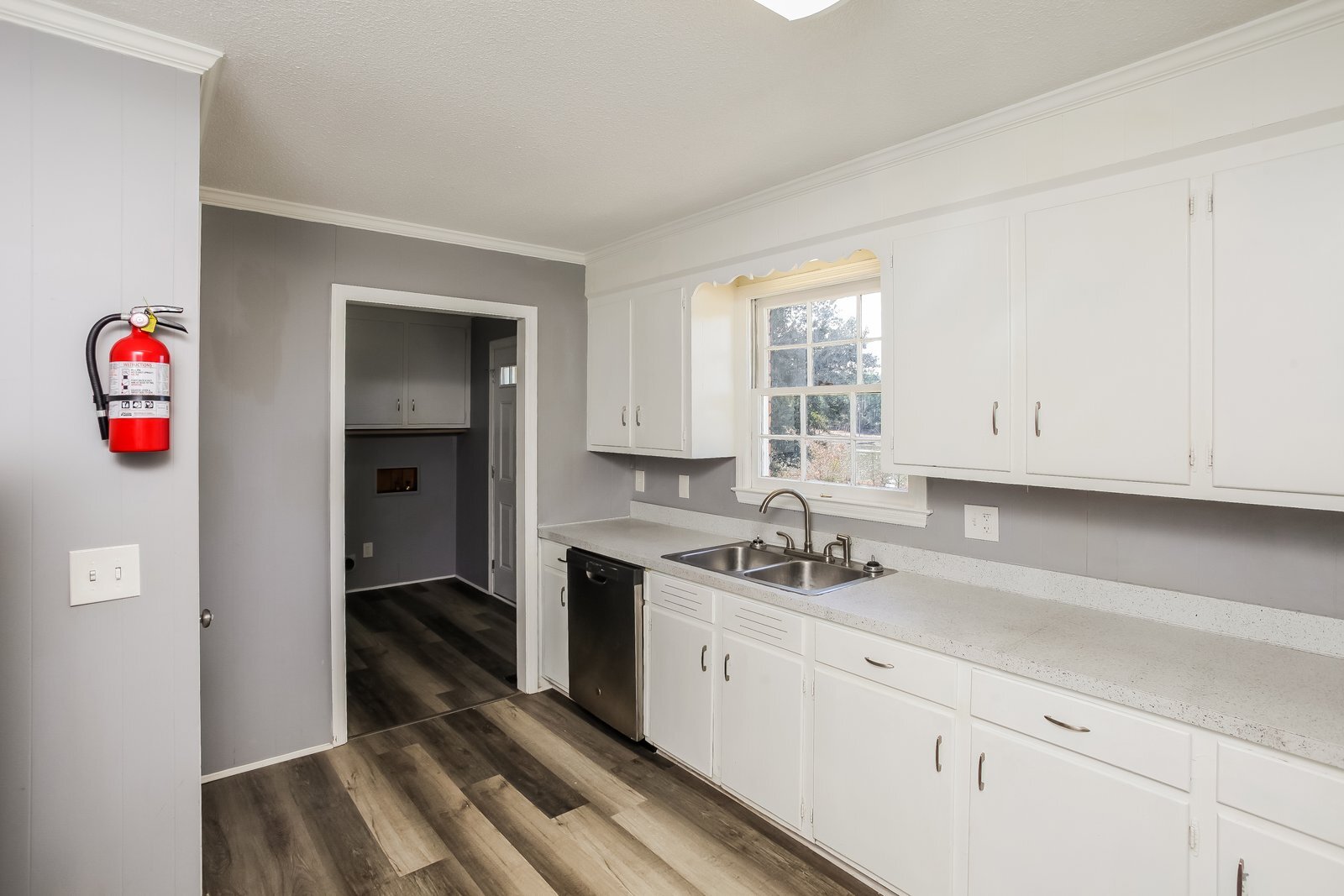 Building Photo - 1963 Blue Ridge Terrace