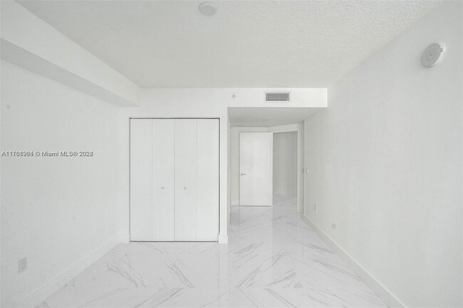 Building Photo - 330 Sunny Isles Blvd