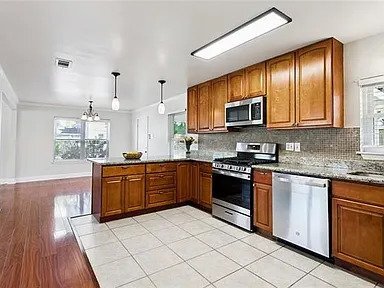 Building Photo - 215 Citrus Rd