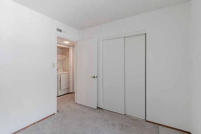 Building Photo - 4619 Black River Ct