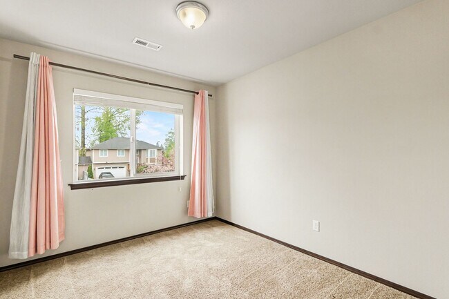 Building Photo - 29 112th St SE