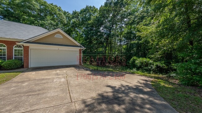 Building Photo - 48 Redwood Dr