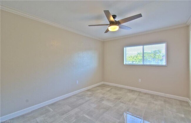 Building Photo - 2360 Naples Trace Cir