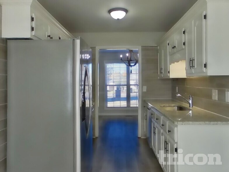 Building Photo - 6009 Plateau Ct