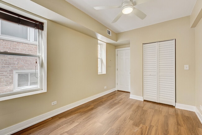 Building Photo - 5040 W Berenice Ave