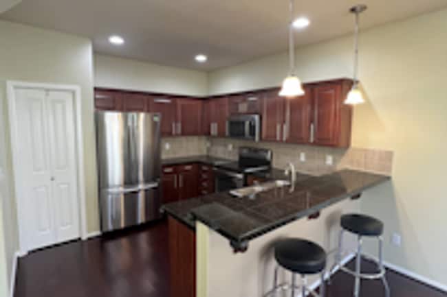 Building Photo - 3bd/2.5ba House in Fife