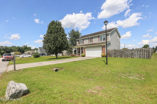 Primary Photo - 215 Bonanza Dr