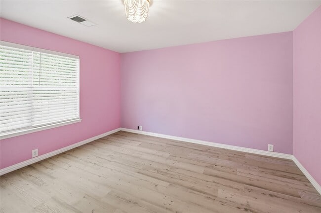 Building Photo - 6811 Brighton Hill Ln