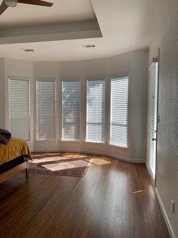 Building Photo - 4008 Naples Dr