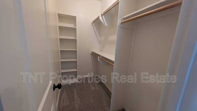 Building Photo - 2009 Moses Creek Ct