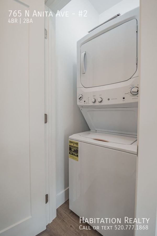 Building Photo - 765 N Anita Ave