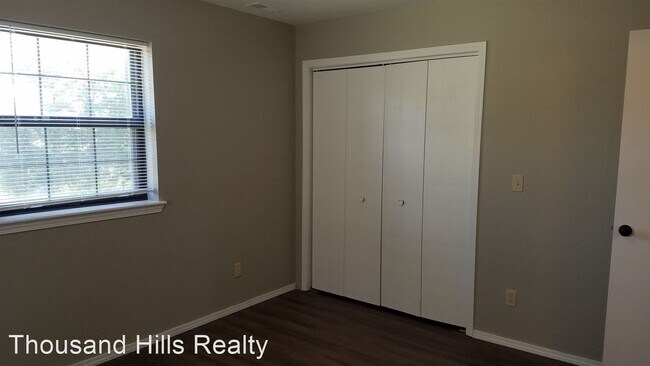 Building Photo - 2 br, 1 bath House - 1101 BIRD ROAD APT # 11