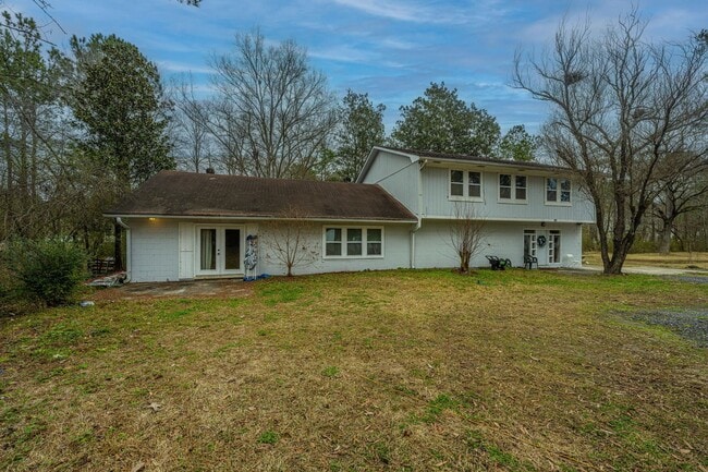 Building Photo - Condo