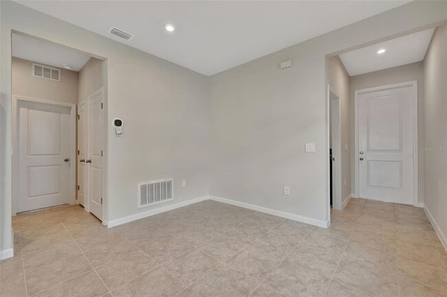 Building Photo - 4525 Pippin Ln
