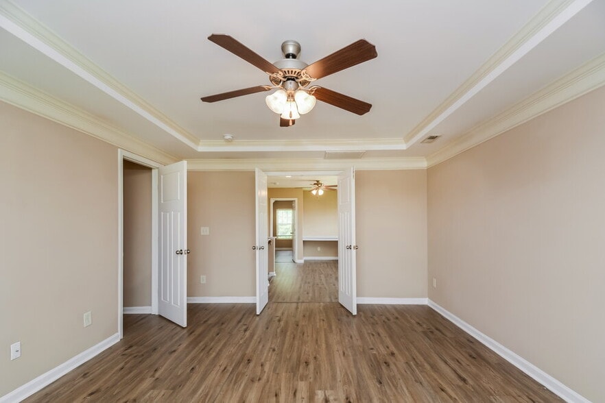 Building Photo - 22 Stonemoor Cir