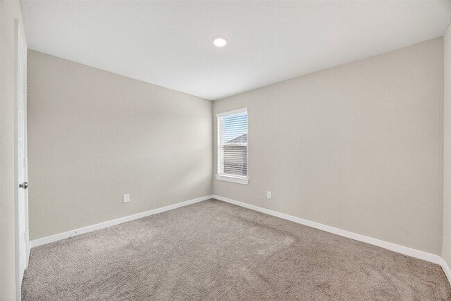 Building Photo - 21619 Coral Mist Dr