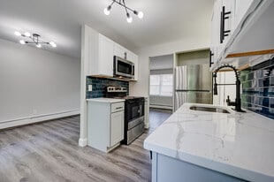 Building Photo - 20 Howard St