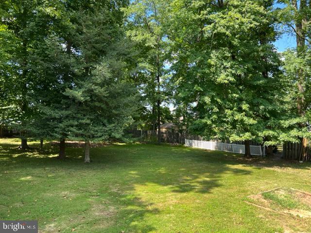 Building Photo - 3704 Bevan Dr