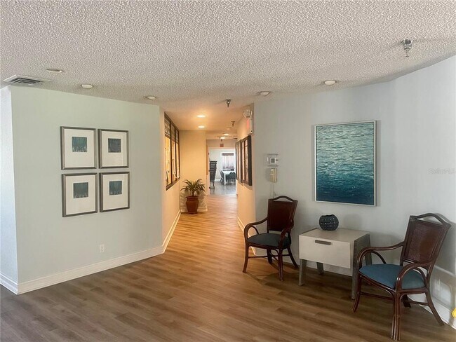 Building Photo - 7872 Sailboat Key Blvd S