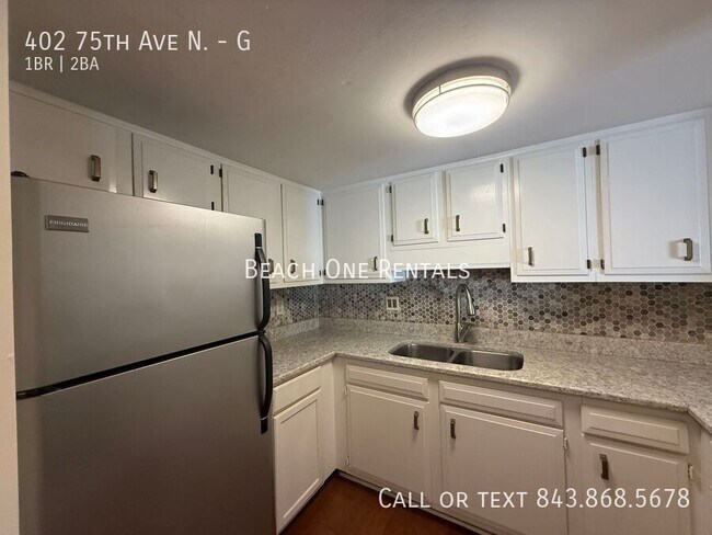 Building Photo - 402 75th Ave N