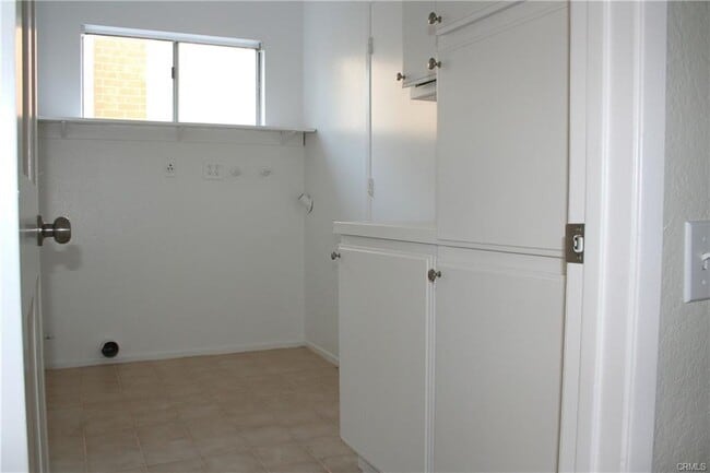 Building Photo - 27582 Cenajo