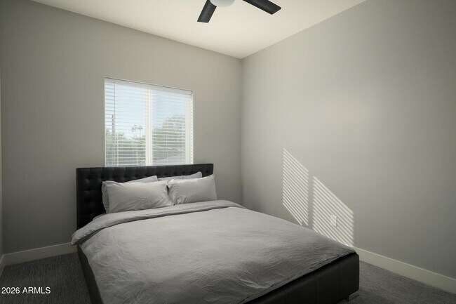 Building Photo - 2821 N 28th Pl