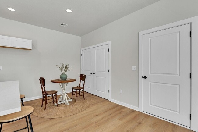 Building Photo - Now Leasing – Brand New Duplex in Haysville